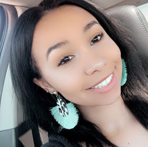 Meet your Posher, Jayda